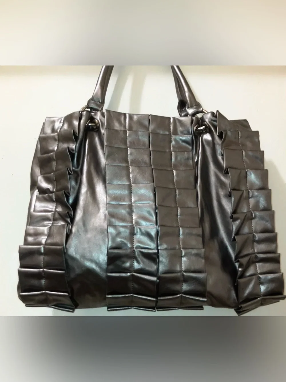 Metallic Gray Ruffled Women's Handbag - Picture 9 of 10